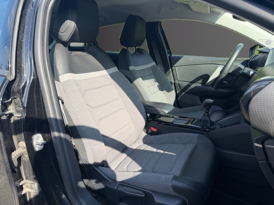 CITROEN d'occasion C4 III 1.5 BLUE HDI 110 FEEL de 2021 Beaune (21)﻿