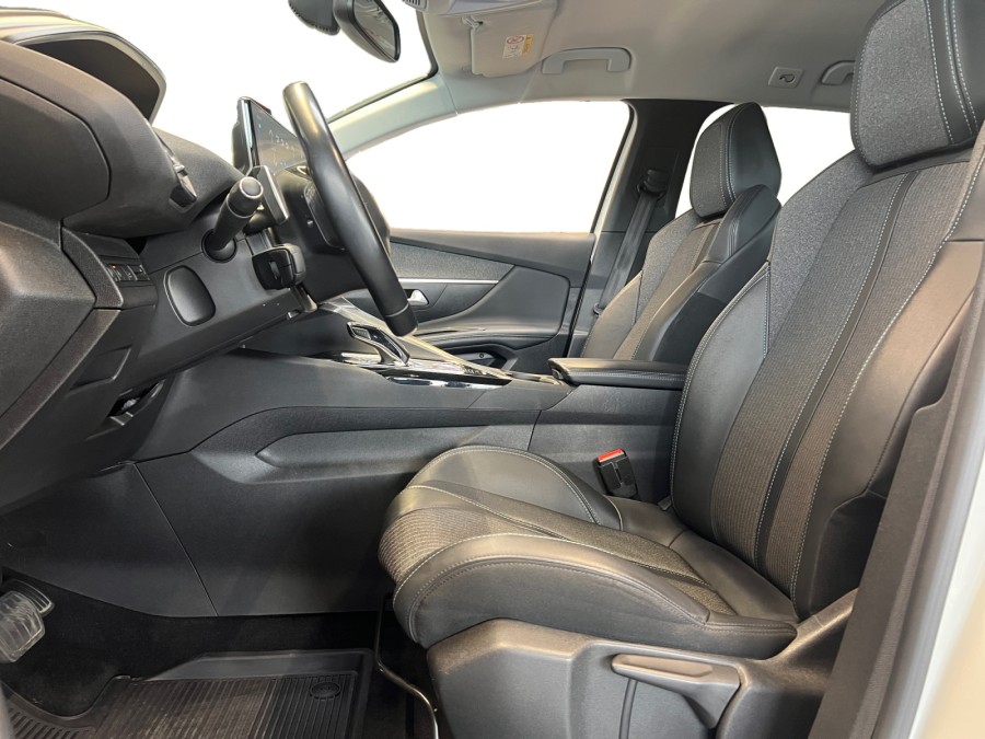 PEUGEOT d'occasion 3008 II SUV 1.5 BLUE HDI 130 ROADTRIP EAT PH2 de