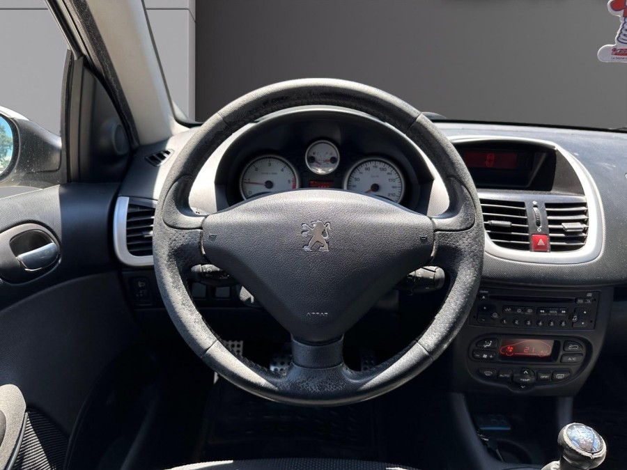 PEUGEOT d'occasion 206 + 1.4 HDI 70 ACCESS de 2011 Salon de Provence