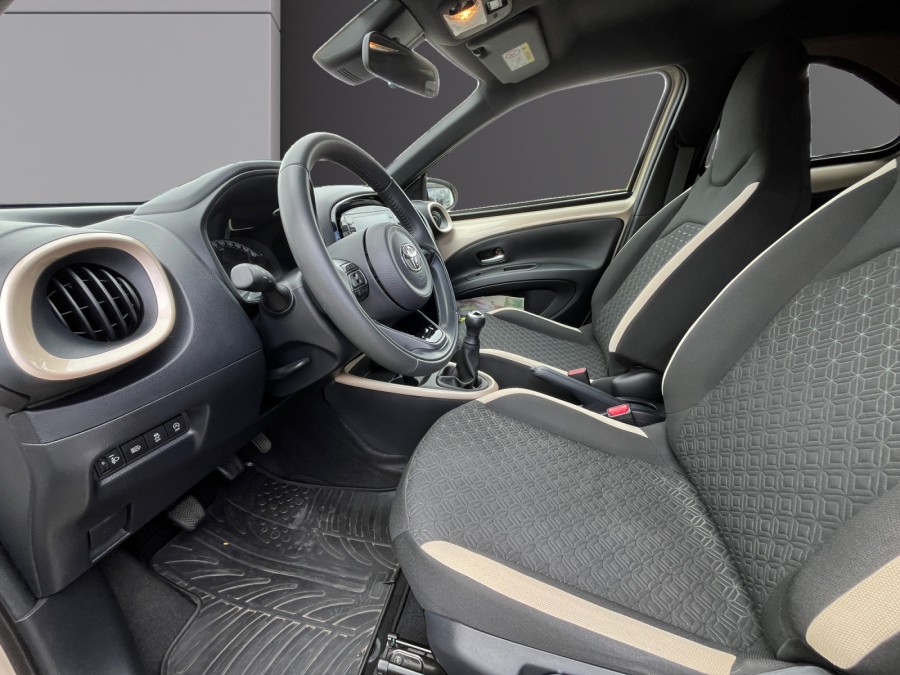 TOYOTA d'occasion AYGO X 1.0 VVT-I 72 AIR DESIGN de 2022 Limoges (87)﻿