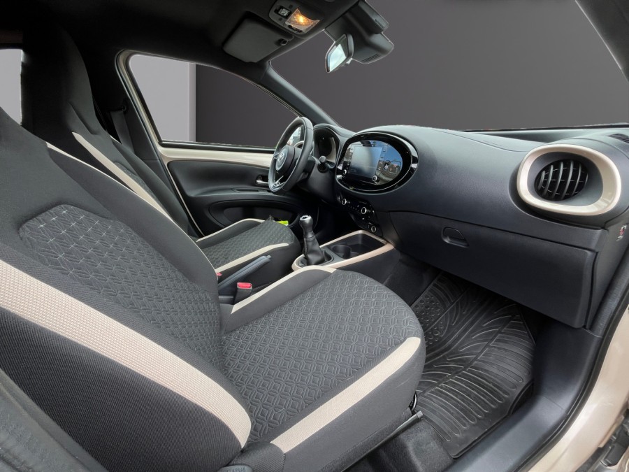 TOYOTA d'occasion AYGO X 1.0 VVT-I 72 AIR DESIGN de 2022 Limoges (87)﻿