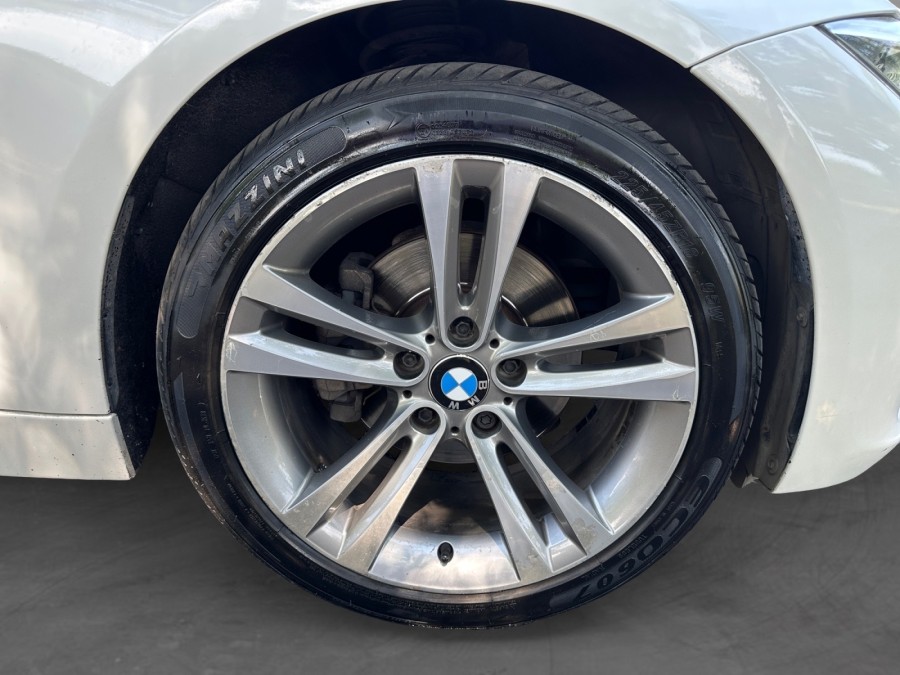 BMW d'occasion SERIE 3 320D 184 LOUNGE BA de 2013 Osny (95)﻿