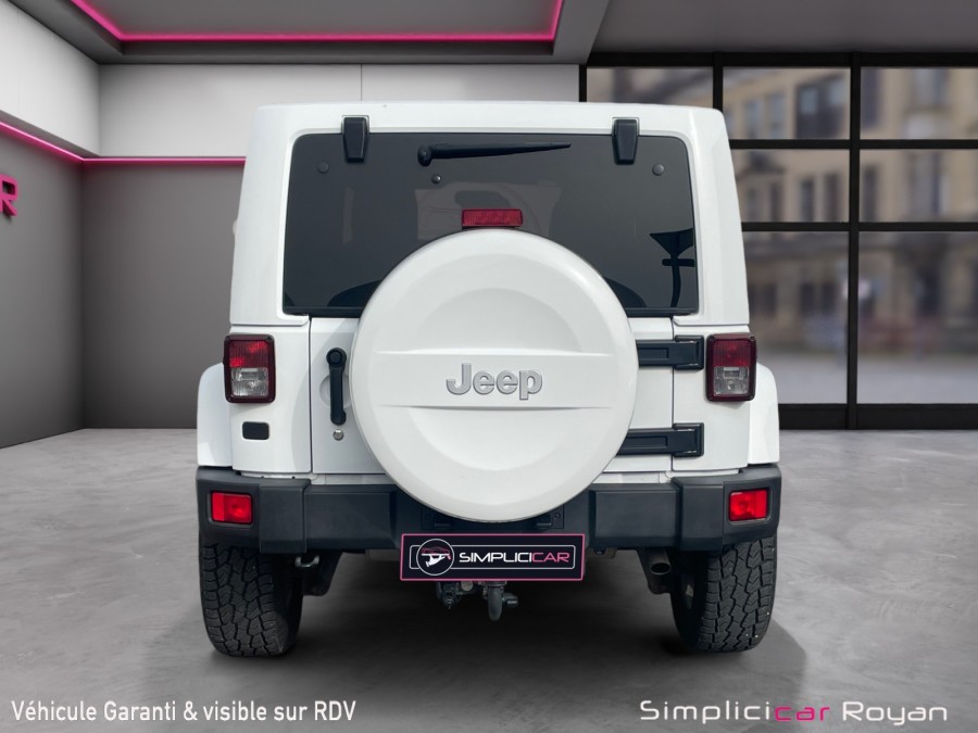 JEEP d'occasion WRANGLER UNLIMITED 2.8 CRD 200 SPORT BA de 2018 Royan