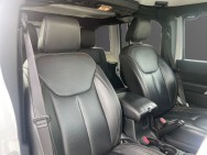 JEEP d'occasion WRANGLER UNLIMITED 2.8 CRD 200 SPORT BA de 2018 Royan