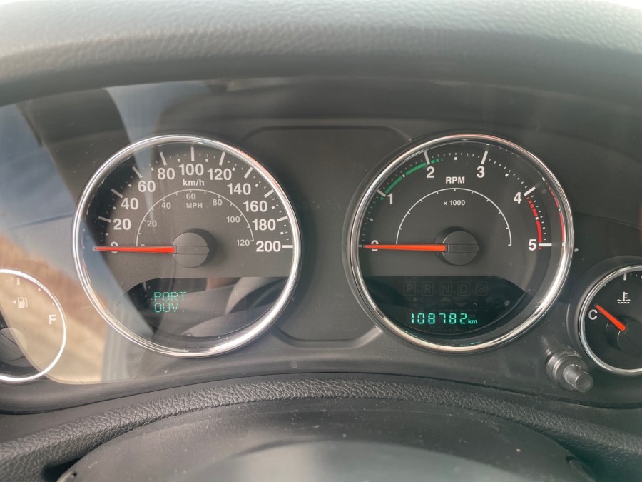 JEEP d'occasion WRANGLER UNLIMITED 2.8 CRD 200 SPORT BA de 2018 Royan