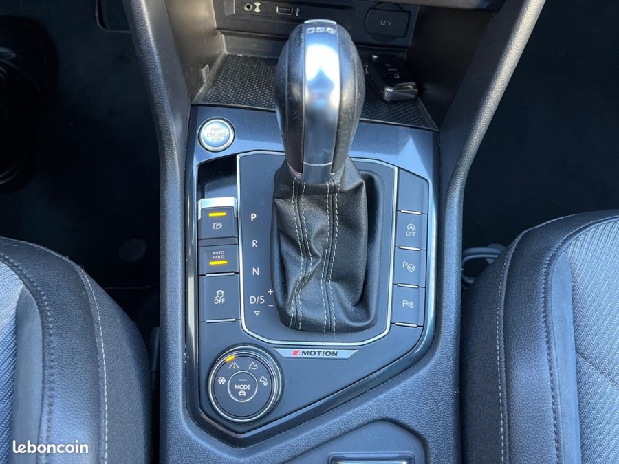 VOLKSWAGEN d'occasion TIGUAN 2.0 TDI 150 4X4 DSG PH2 de 2016 Lyon