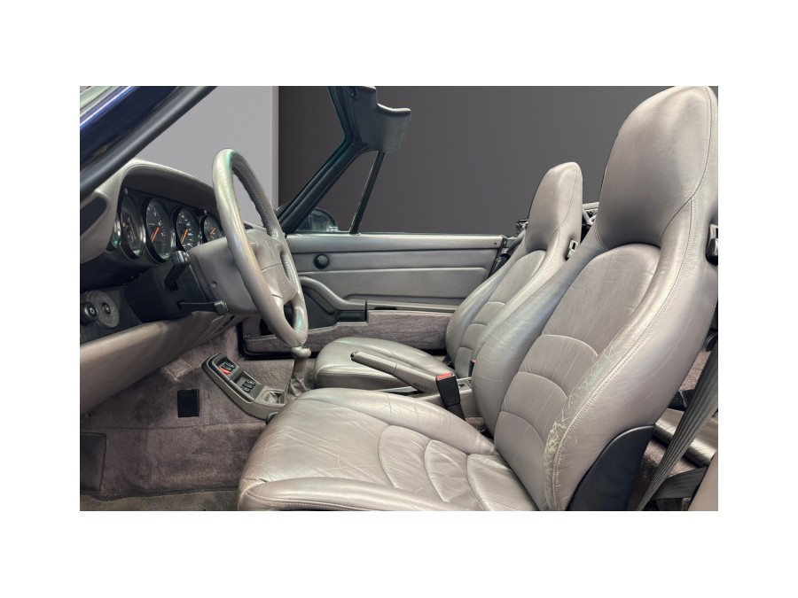 PORSCHE d'occasion 911 DECAPOTABLE 911 Cabriolet Carrera de 1995 Pau