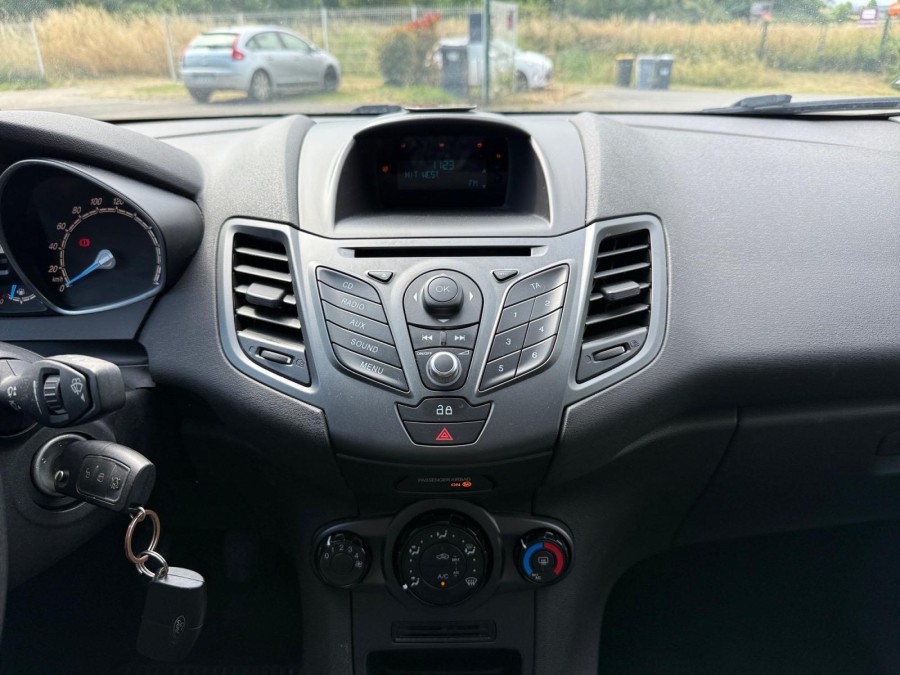 FORD d'occasion FIESTA VI FIESTA 60CV TREND de 2013 Rennes (35)﻿