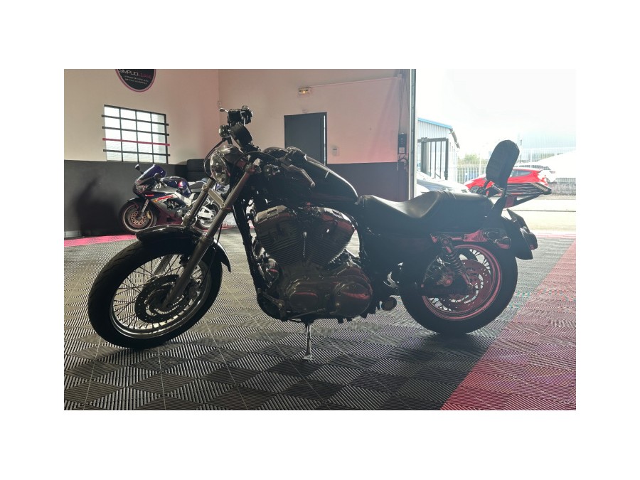 HARLEY DAVIDSON d'occasion XLH883 sportster de 2005 Aix Les Bains