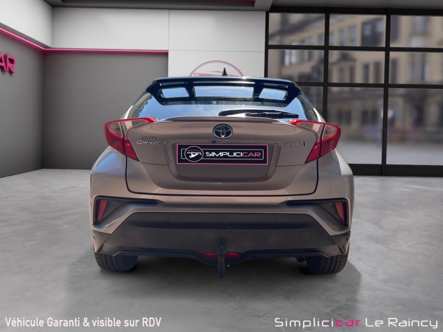 TOYOTA d'occasion C-HR 122H GRAPHIC de 2017 Le Raincy (93)﻿