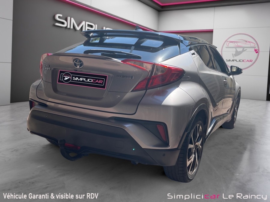 TOYOTA d'occasion C-HR 122H GRAPHIC de 2017 Le Raincy (93)﻿