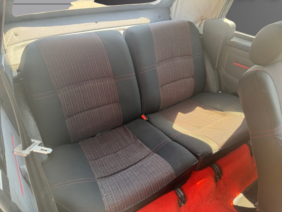 PEUGEOT d'occasion 205 I DECAPOTABLE CTI de 1986 Beaune (21)﻿