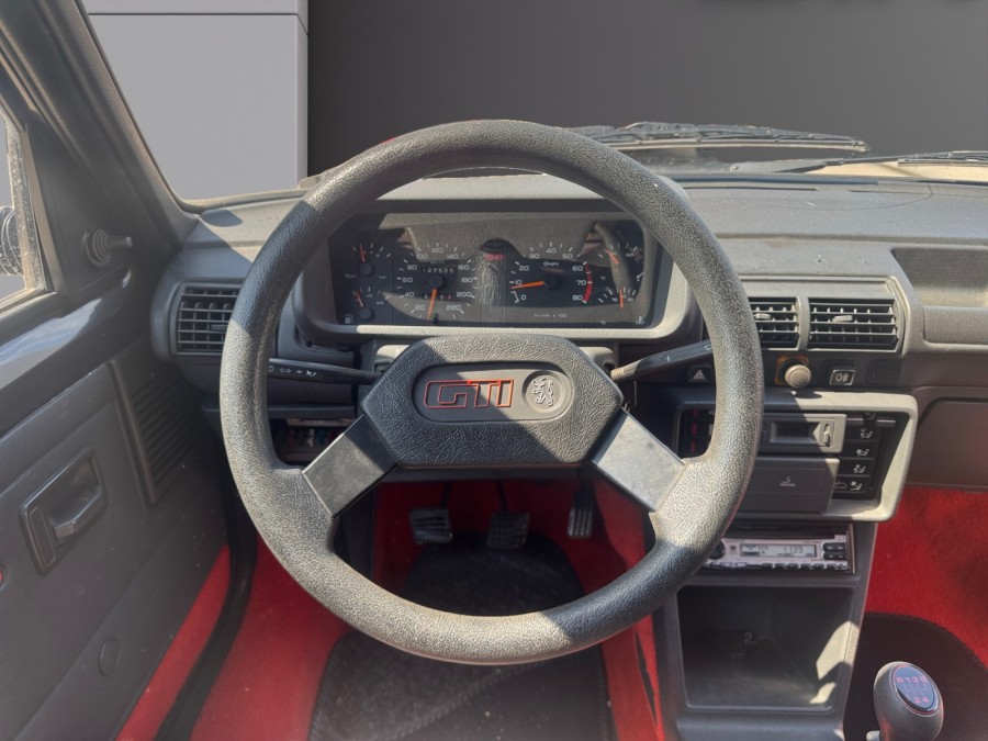 PEUGEOT d'occasion 205 I DECAPOTABLE CTI de 1986 Beaune (21)﻿