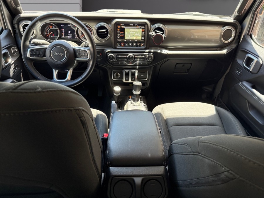 JEEP d'occasion WRANGLER IV 2.0I T 272 SPORT BVA de 2019 Cannes (06)﻿