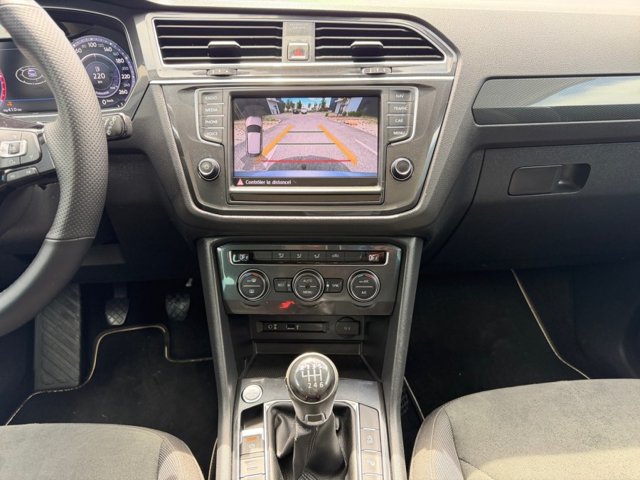 VOLKSWAGEN d'occasion TIGUAN 2.0 TDI 150 4X2 DSG PH2 de 2017 Lyon