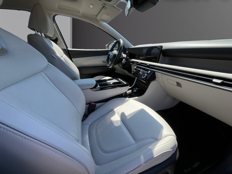 HYUNDAI d'occasion TUCSON 1.6 T-GDI HYBRID 215 INTUITIVE de 2024