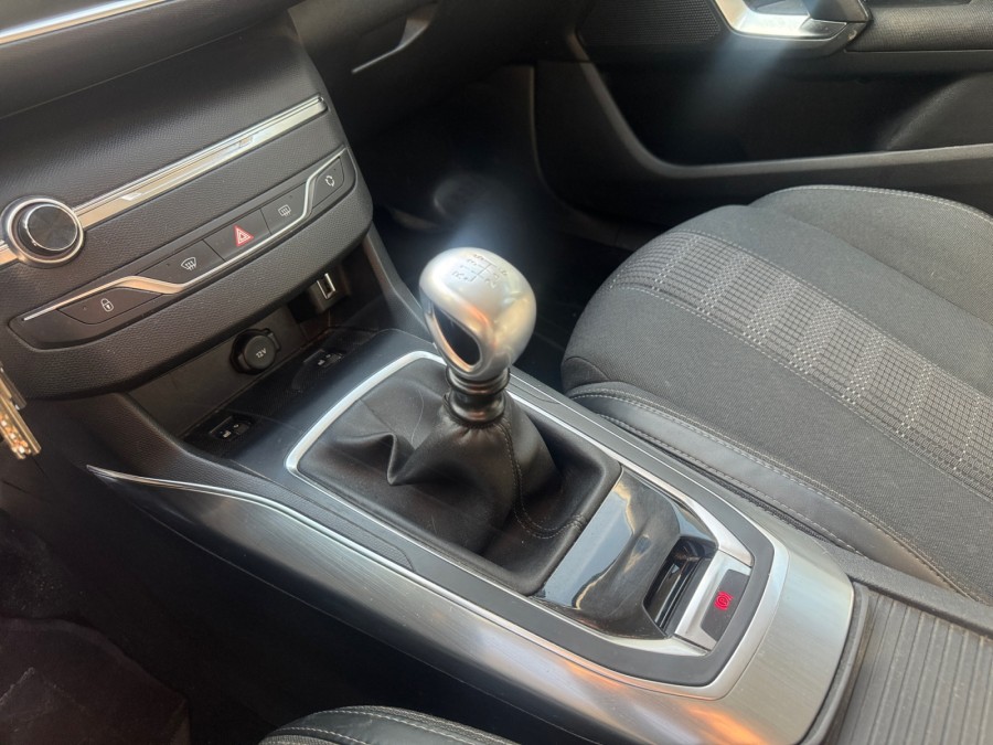 PEUGEOT d'occasion 308 AFFAIRE 1.6 BLUE HDI 120 PREMIUM de 2018