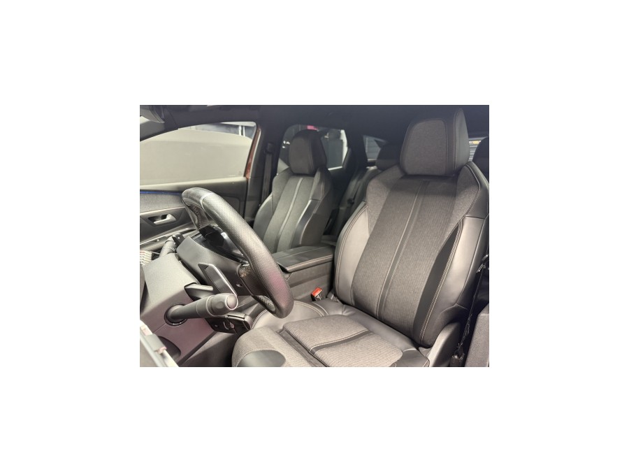 PEUGEOT d'occasion 3008 II SUV 1.2 PURE TECH 130 CROSSWAY EAT de 2017