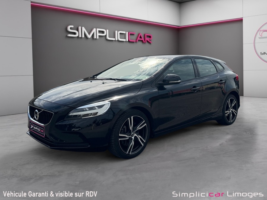 VOLVO d'occasion V40 T2 122 INSCRIPTION GEARTRONIC de 2019 Limoges