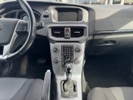VOLVO d'occasion V40 T2 122 INSCRIPTION GEARTRONIC de 2019 Limoges