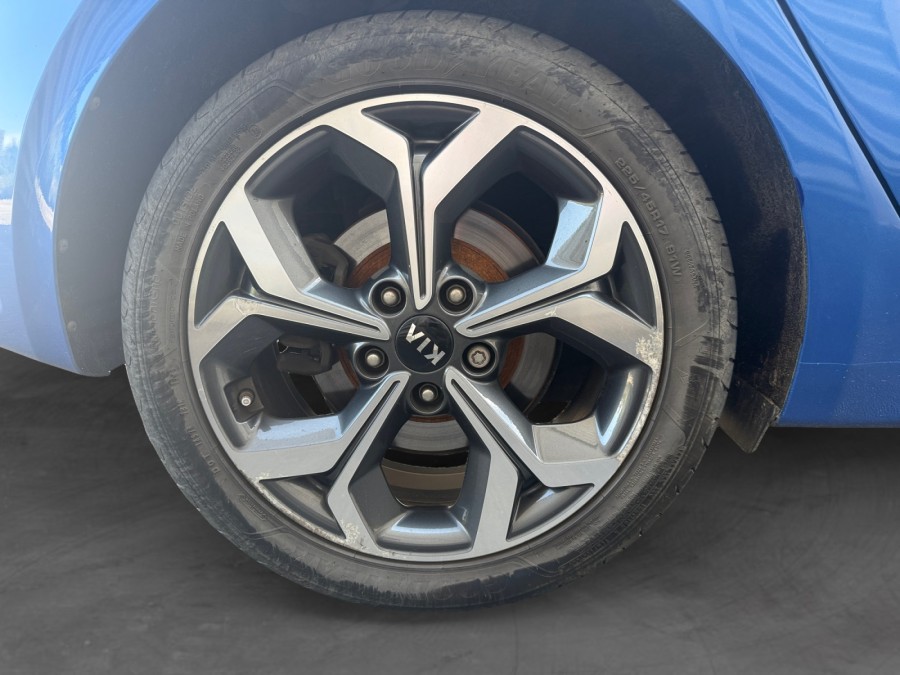 KIA d'occasion CEED 1.4 T-GDI 140 EDITION #1 DCT de 2018 Vannes (56)﻿