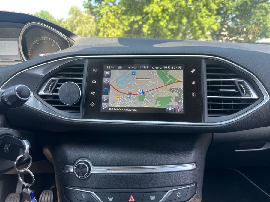 PEUGEOT d'occasion 308 SW II SW 1.6 BLUE HDI 120 ALLURE de 2015