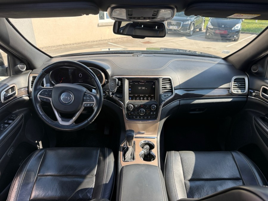 JEEP d'occasion GRAND CHEROKEE IV 3.0 CRD V6 250 OVERLAND BA de 2017