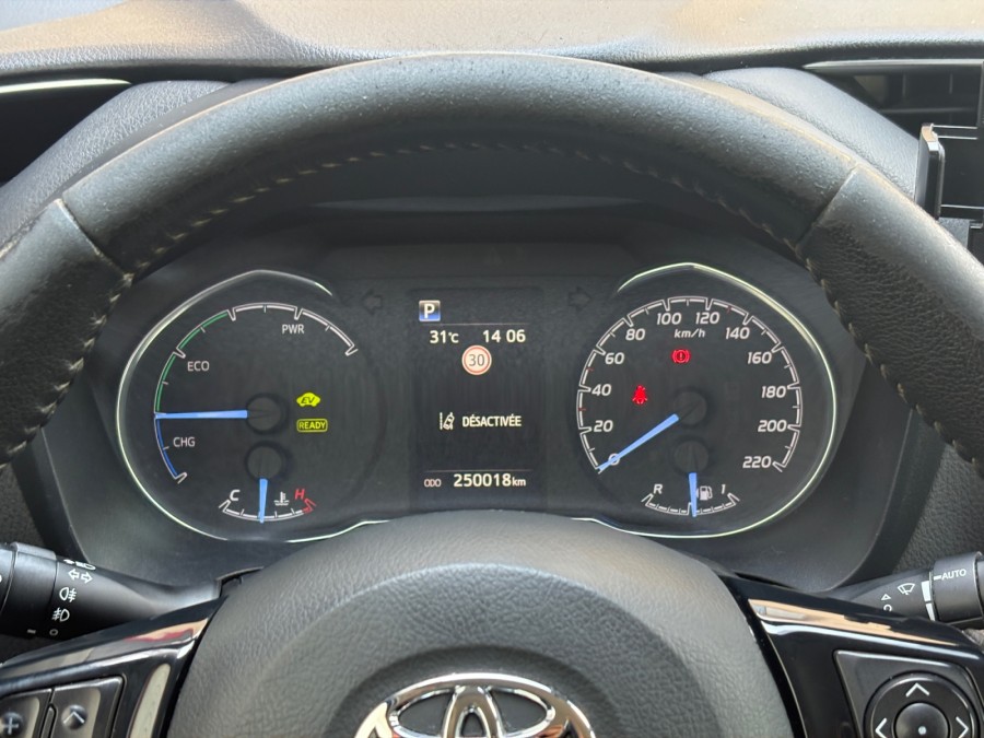 TOYOTA d'occasion YARIS 100H DYNAMIC BUSINESS de 2018 Méry Sur Oise