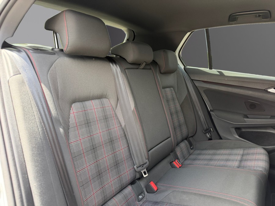 VOLKSWAGEN d'occasion GOLF VIII 2.0 TSI 245 GTI DSG de 2021 Orleans