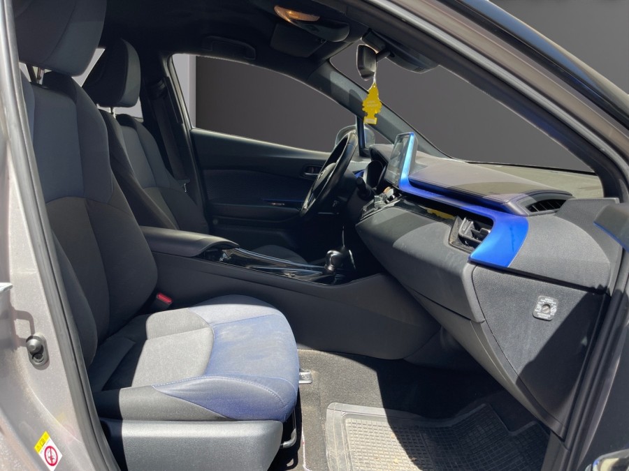 TOYOTA d'occasion C-HR 122H GRAPHIC de 2018 Le Raincy (93)﻿