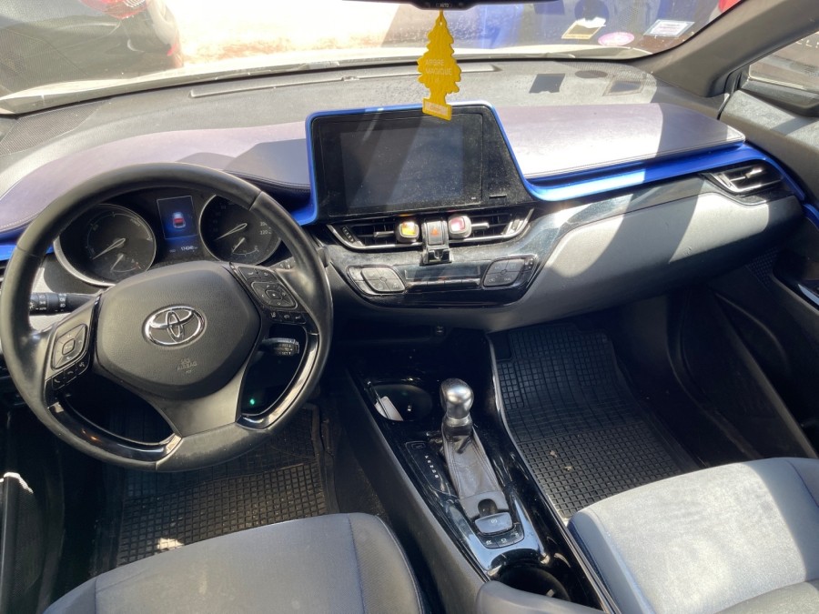 TOYOTA d'occasion C-HR 122H GRAPHIC de 2018 Le Raincy (93)﻿