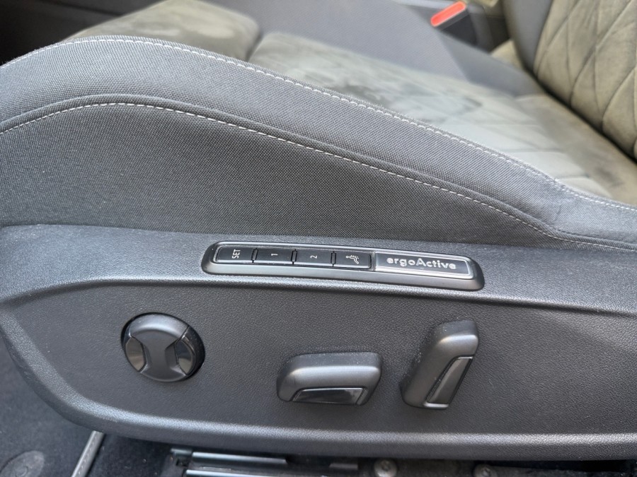 VOLKSWAGEN d'occasion GOLF VIII 1.5 eTSI DSG7 de 2020 Paris 15 (75)﻿