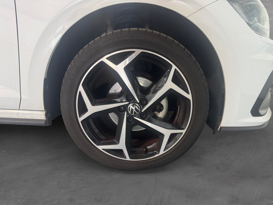 VOLKSWAGEN d'occasion POLO VI 1.0 TSI 95 VW EDITION DSG de 2021 Pau