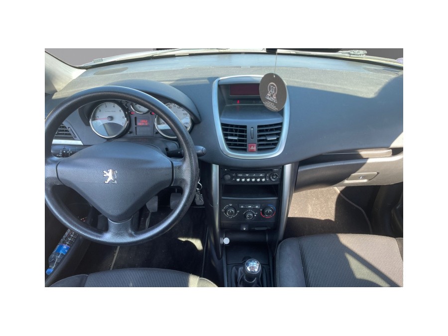 PEUGEOT d'occasion 207 CC 1.6 VTI SERIE 64 de 2009 Lyon Nord (69)﻿