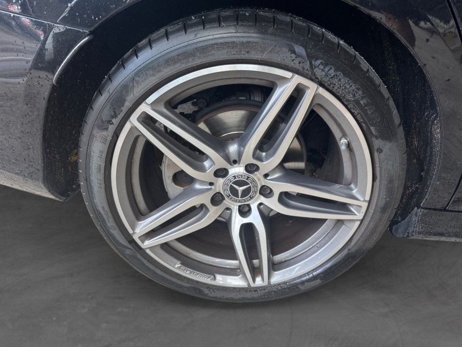 MERCEDES d'occasion CLASSE E E220 D AMG LINE BA de 2018 Vernon (27)﻿