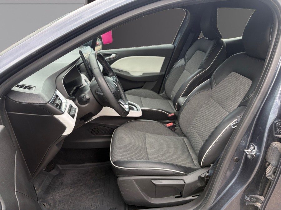 RENAULT d'occasion CLIO 1.6 E-TECH 140 INTENS de 2022 Troyes (10)﻿