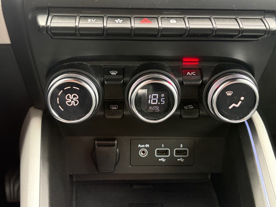 RENAULT d'occasion CLIO 1.6 E-TECH 140 INTENS de 2022 Troyes (10)﻿