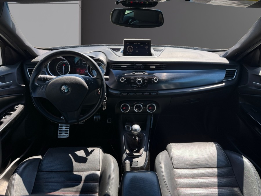 ALFA ROMEO d'occasion GIULIETTA 1750 TBI 235 QUADRIFOGLIO VERDE de