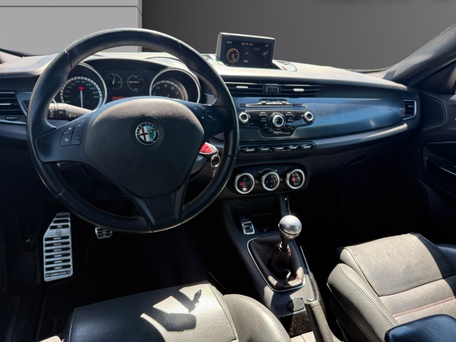 ALFA ROMEO d'occasion GIULIETTA 1750 TBI 235 QUADRIFOGLIO VERDE de