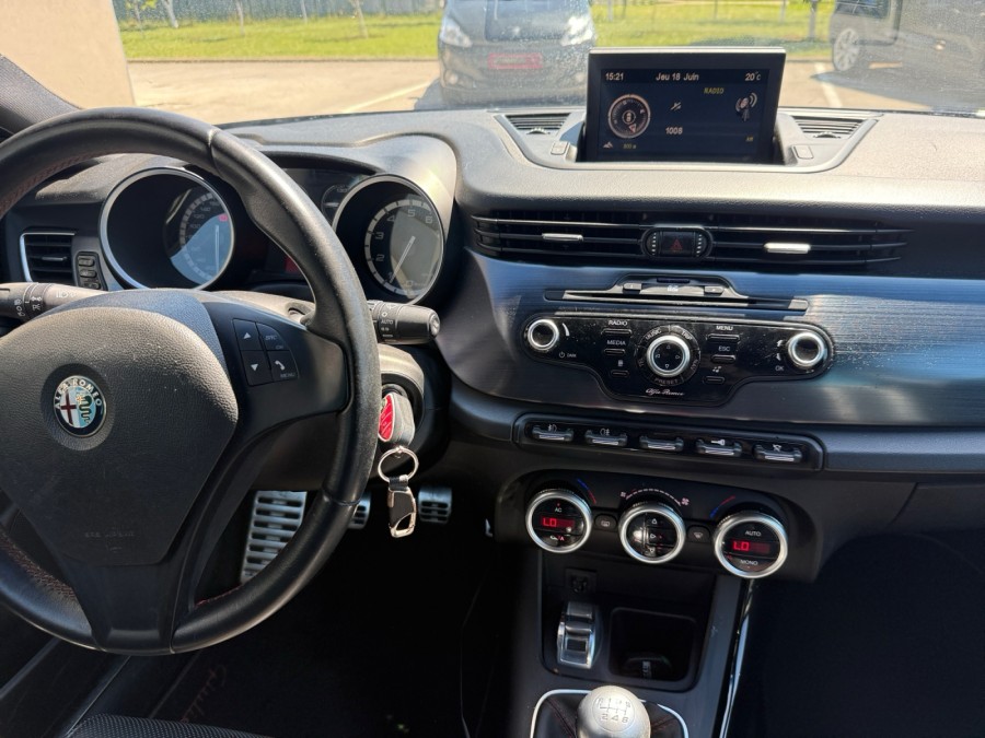 ALFA ROMEO d'occasion GIULIETTA 1750 TBI 235 QUADRIFOGLIO VERDE de