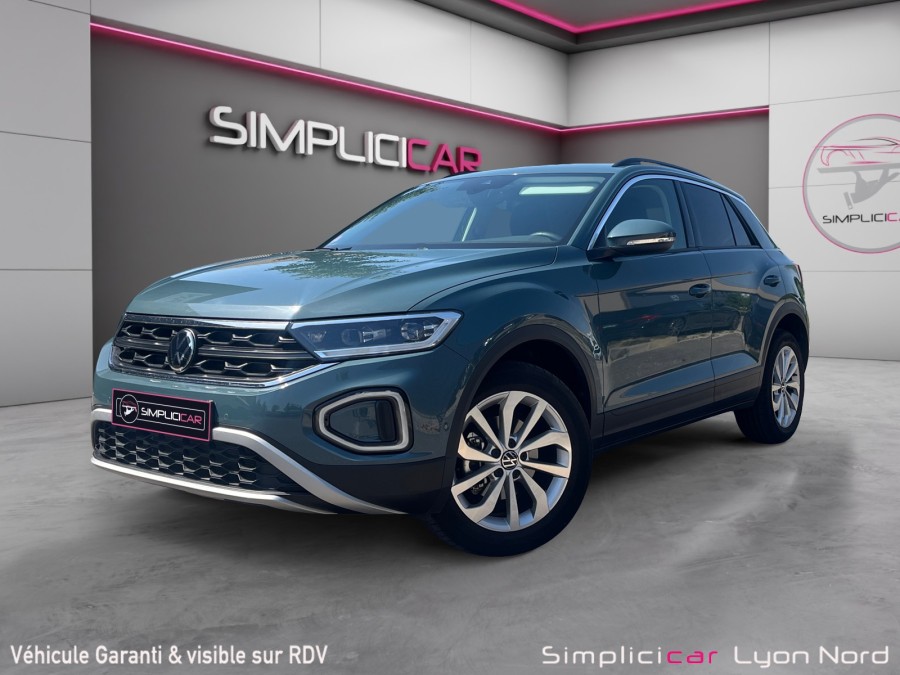 VOLKSWAGEN d'occasion T-ROC 1.5 TSI 150 VW EDITION DSG7 de 2024 Lyon