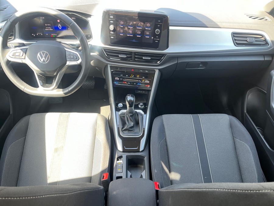 VOLKSWAGEN d'occasion T-ROC 1.5 TSI 150 VW EDITION DSG7 de 2024 Lyon