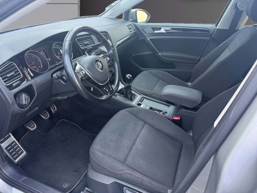 VOLKSWAGEN d'occasion GOLF VII 2.0 TDI 150 SOUND de 2018 Andrezieux
