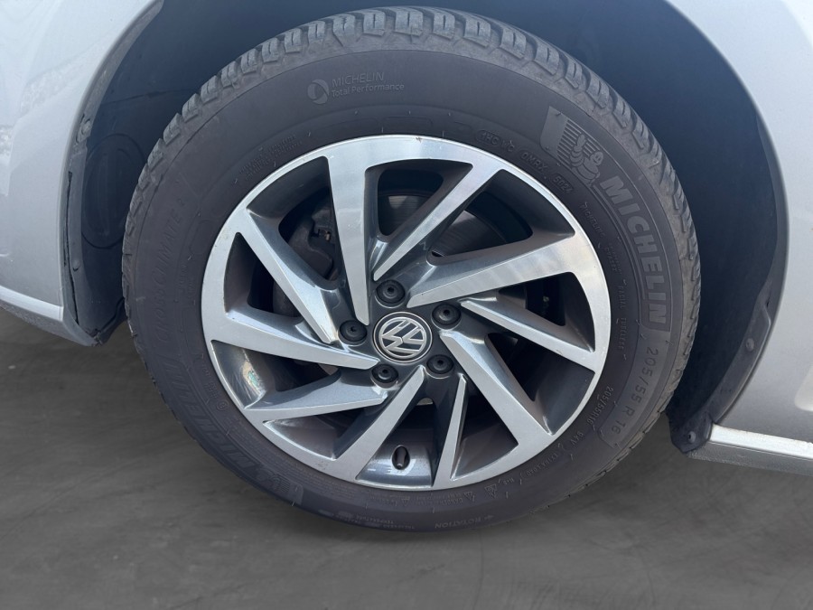 VOLKSWAGEN d'occasion GOLF VII 2.0 TDI 150 SOUND de 2018 Andrezieux