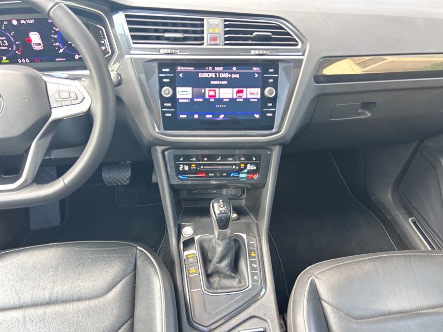 VOLKSWAGEN d'occasion TIGUAN 1.4 TSI -16V TURBO HYBRID de 2021 Cannes