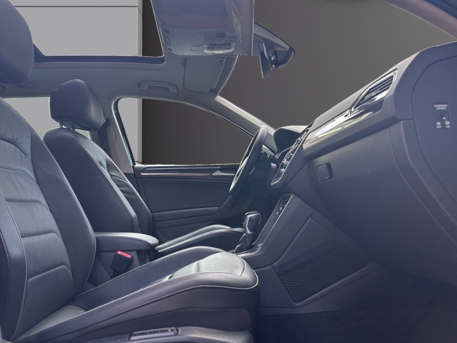 VOLKSWAGEN d'occasion TIGUAN 1.4 TSI -16V TURBO HYBRID de 2021 Cannes