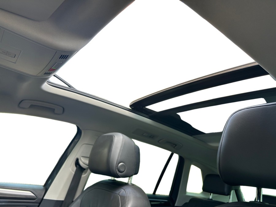 VOLKSWAGEN d'occasion TIGUAN 1.4 TSI -16V TURBO HYBRID de 2021 Cannes