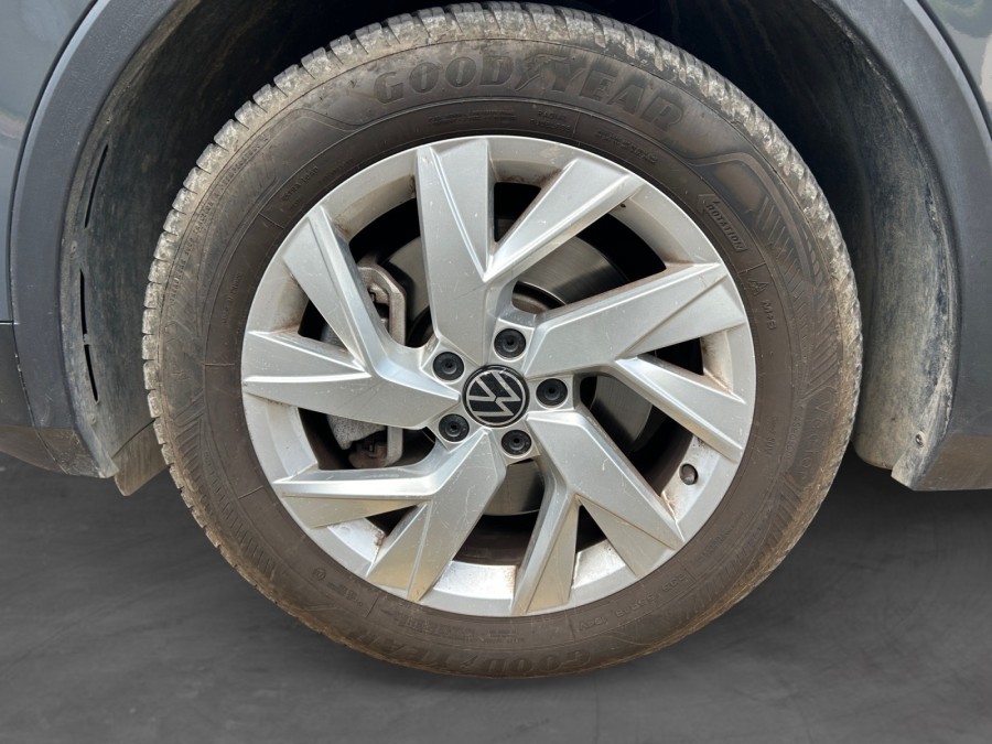VOLKSWAGEN d'occasion TIGUAN 1.4 TSI -16V TURBO HYBRID de 2021 Cannes