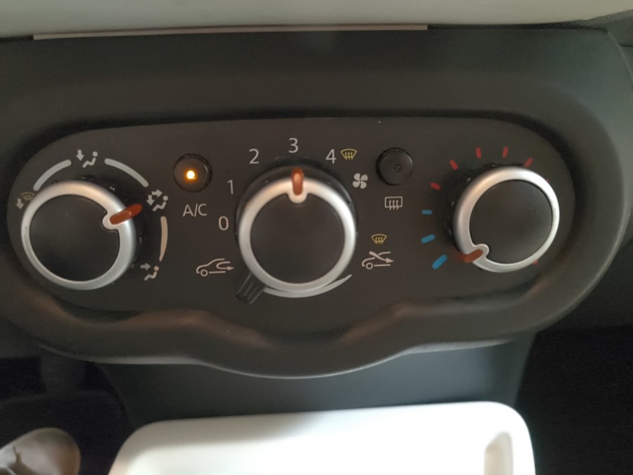 RENAULT d'occasion TWINGO III 0.9 TCE 90 ENERGY LIMITED de 2018 St