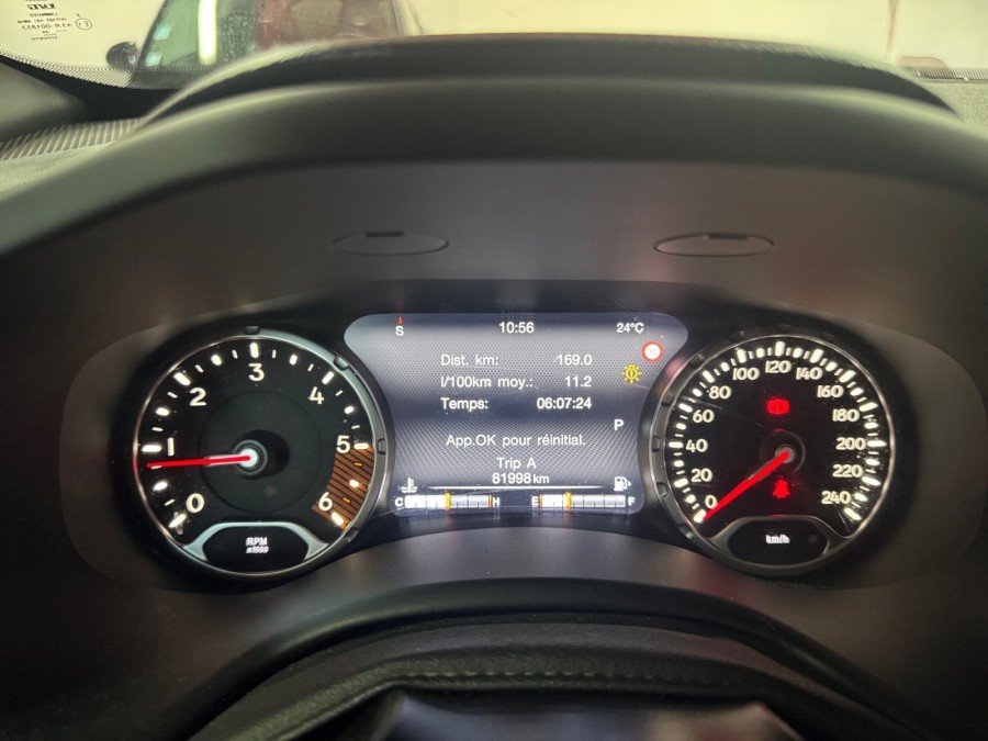JEEP d'occasion RENEGADE SUV 2.0 MULTIJET 140 LONGITUDE 4X4 de 2019